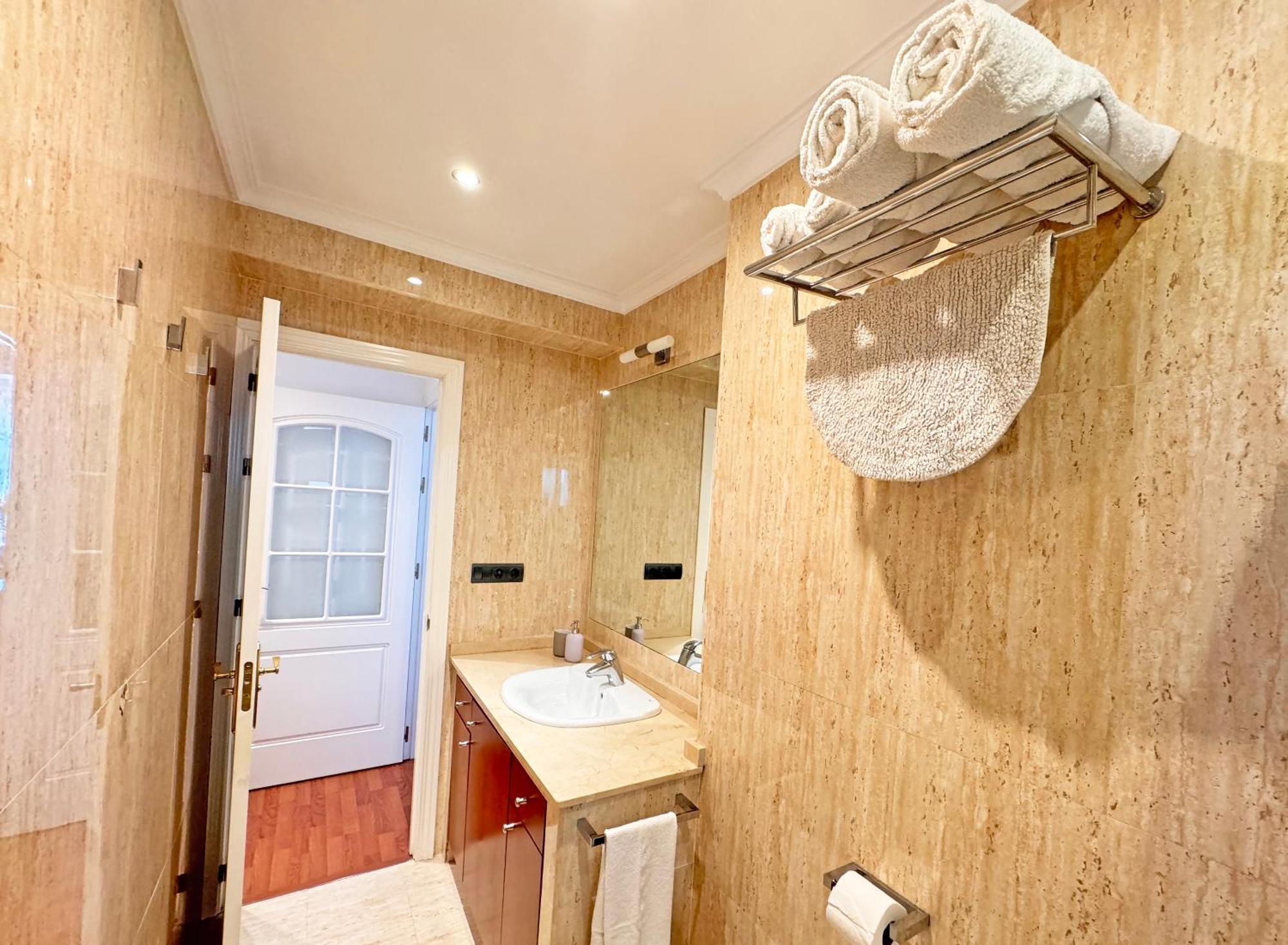 Triana Luxury Numancia Apartment Seville Ngoại thất bức ảnh