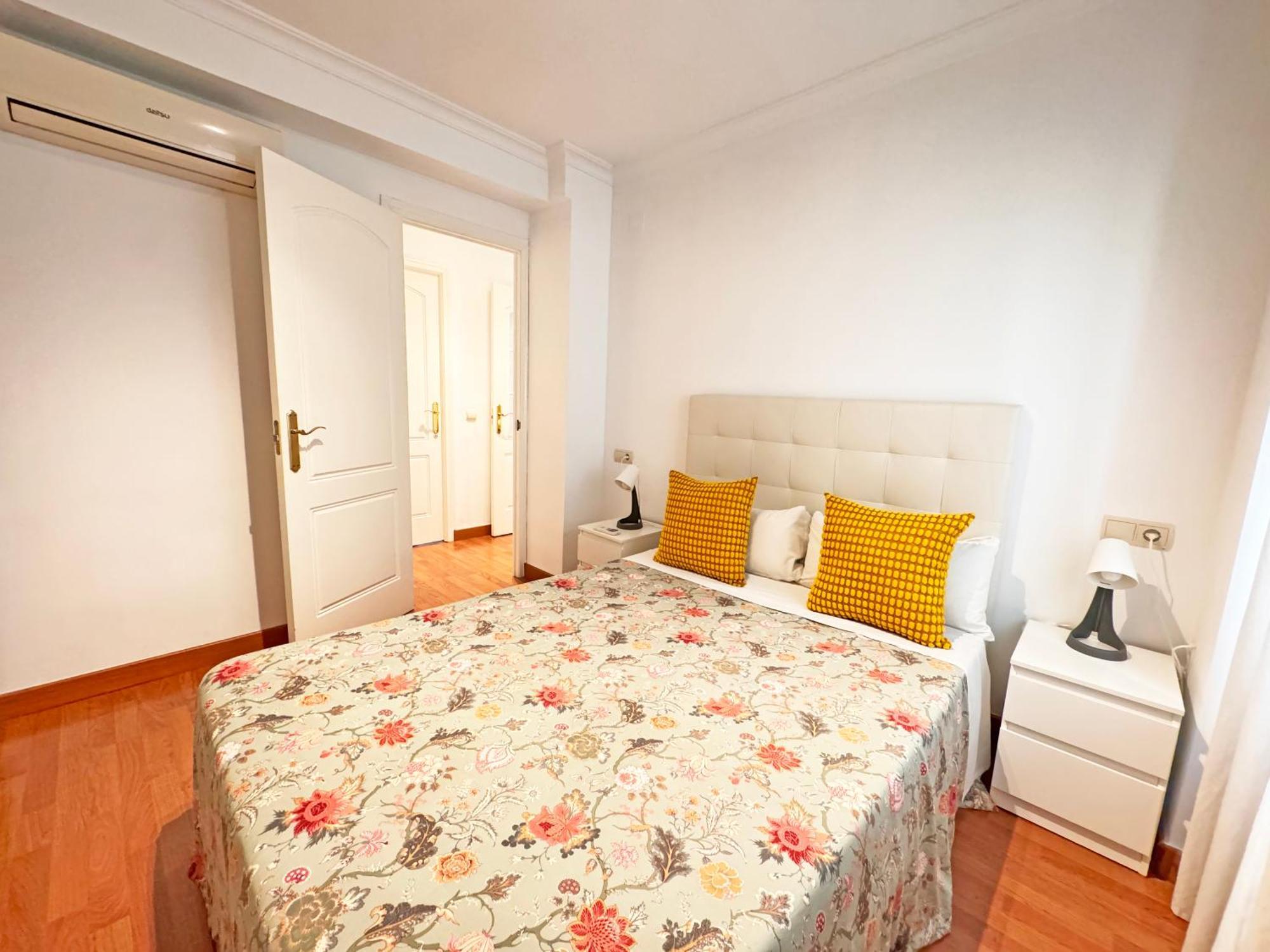 Triana Luxury Numancia Apartment Seville Ngoại thất bức ảnh